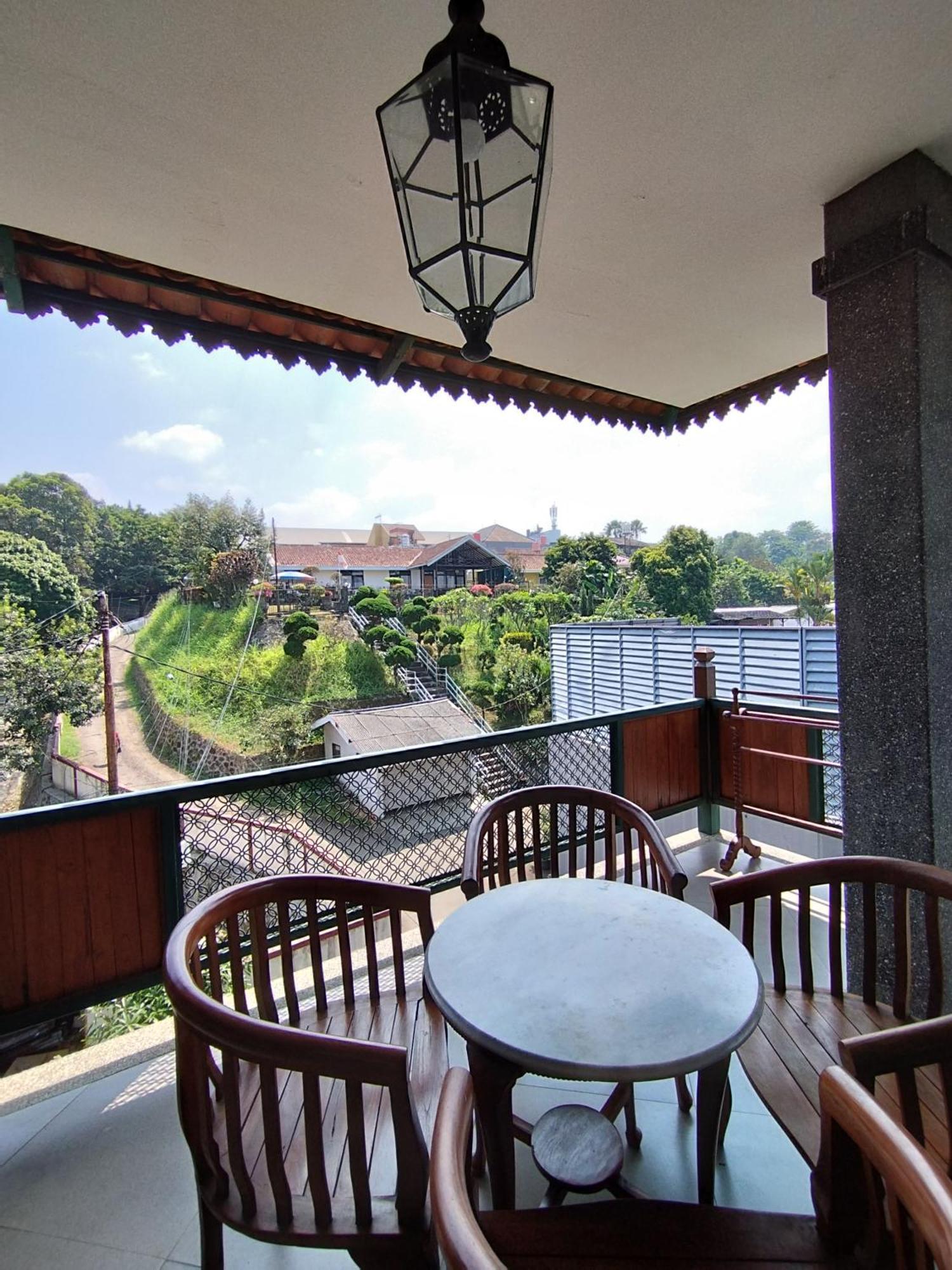 Dalem Arum Bandung Buitenkant foto